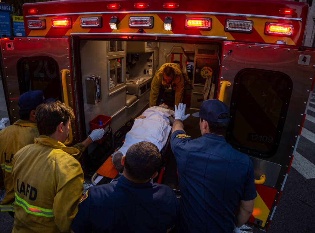 Los Anđeles: Najmanje 28 ljudi povređeno nakon što je vozilo uletelo u gomilu