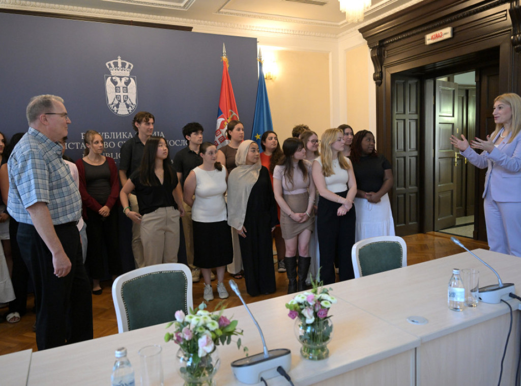 Nevena Jovanović razgovarala sa studentima iz Bostona: Srbija dosledno poštuje međunarodno pravo
