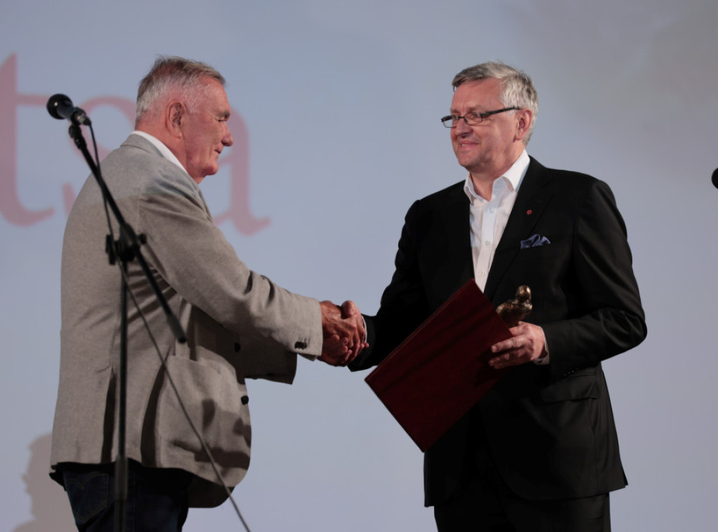 Uručenjem nagrada i premijerom filma "Sedef magla" počeo 32. Festival evropskog filma