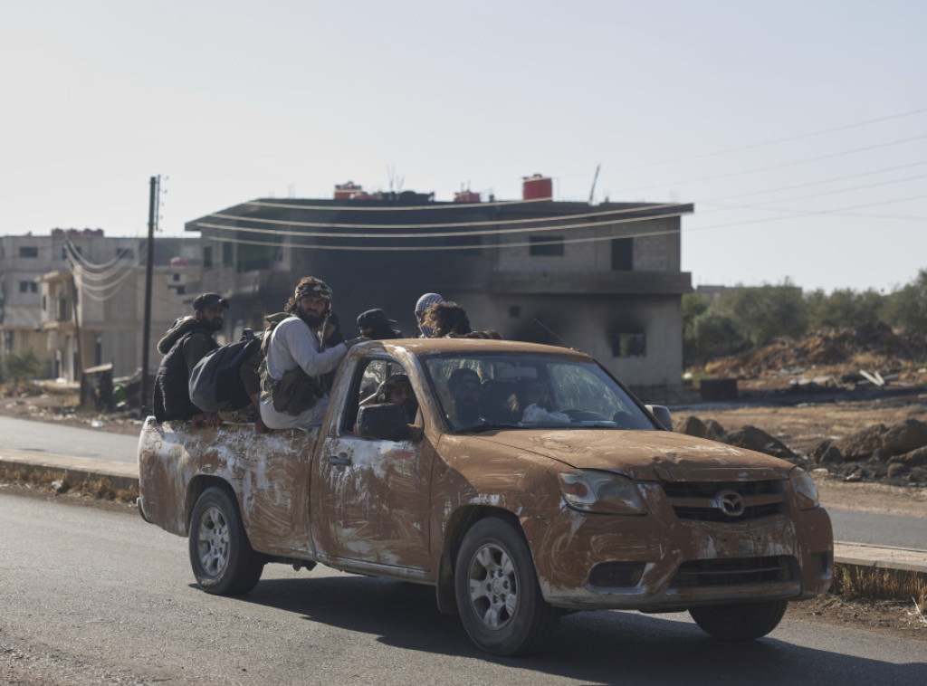 Sukobi u gradu Sveida prekinuti, bezbednosne snage Sirije uspostavile primirje