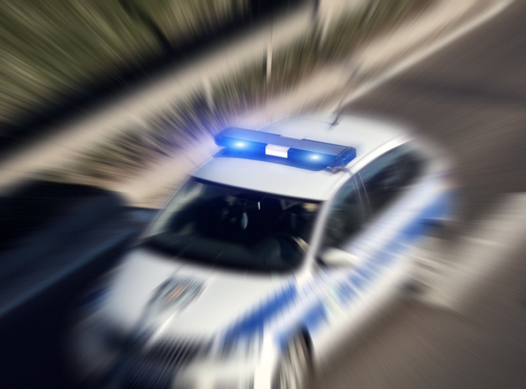 Policija u Ripnju privela oca koji je gurnuo sina (23) niz stepenice