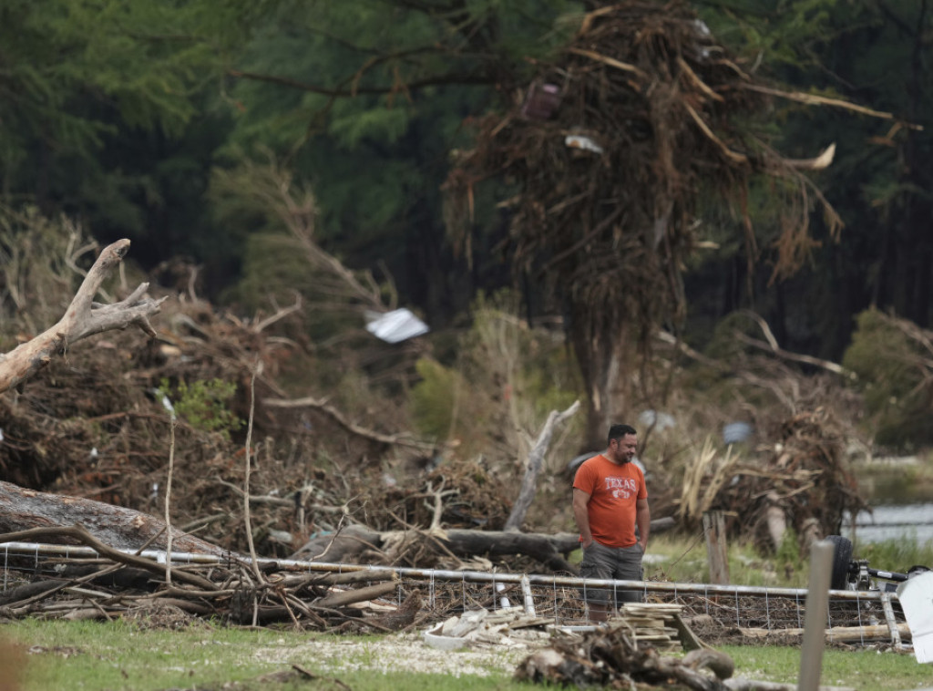 Zvaničnici: Još tri osobe se vode kao nestale u razornim poplavama u Teksasu