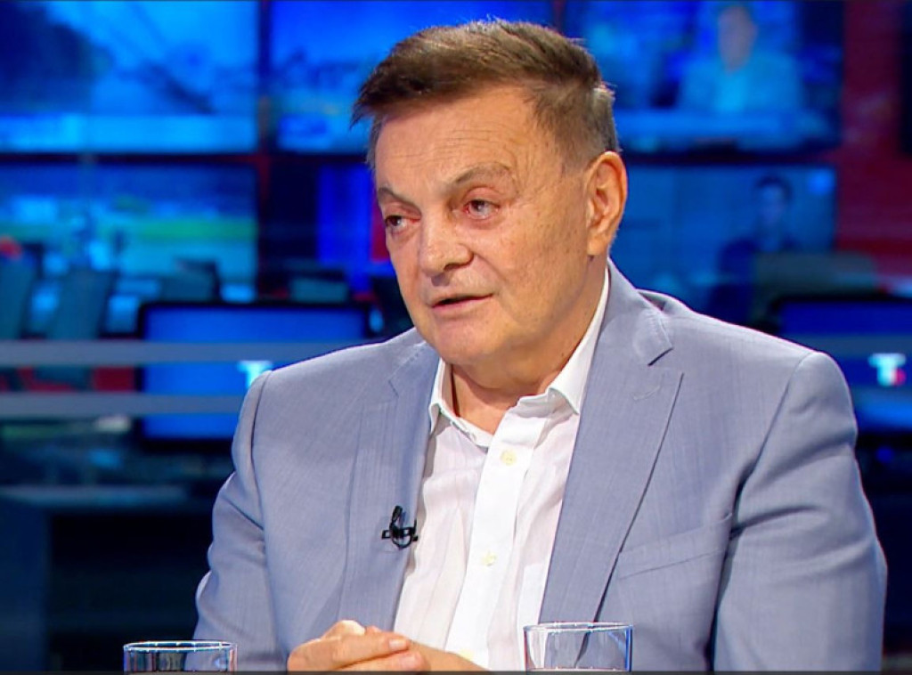 Milovanu Bojiću uručena Svetosavska povelja Srpskog prosvetnog i kulturnog društva "Prosvjeta" u Hramu Svetog Save