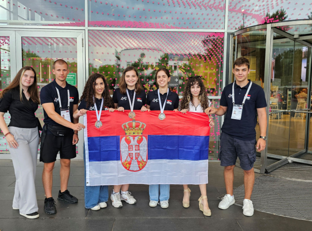 Dve srebrne i jedna bronzana medalja za Srbiju na Evropskoj olimpijadi iz informatike