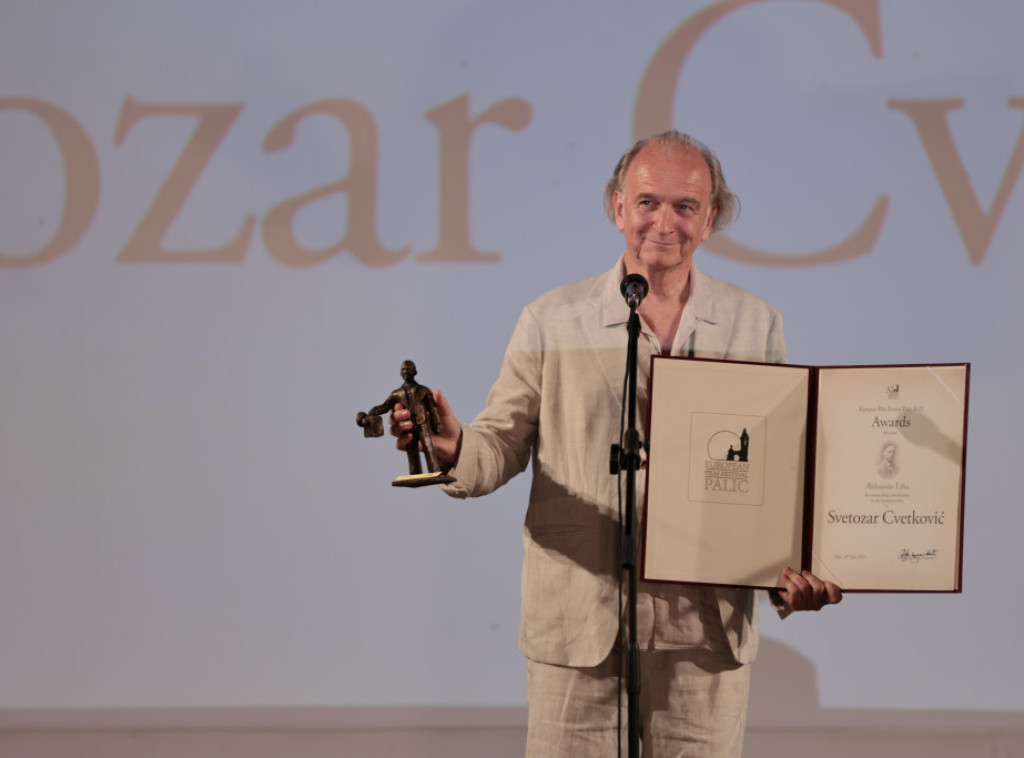 Glumcu Svetozaru Cvetkoviću uručena nagrada "Aleksandar Lifka" na Paliću
