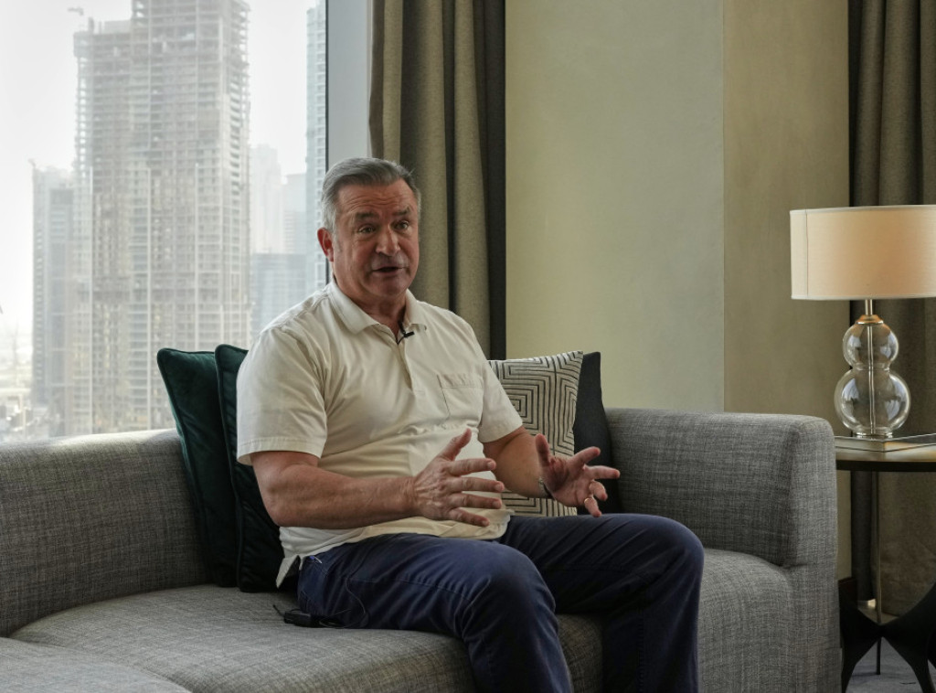 Don Bejkon: Tramp je počeo da preti Rusiji nakon svađe sa suprugom Melanijom