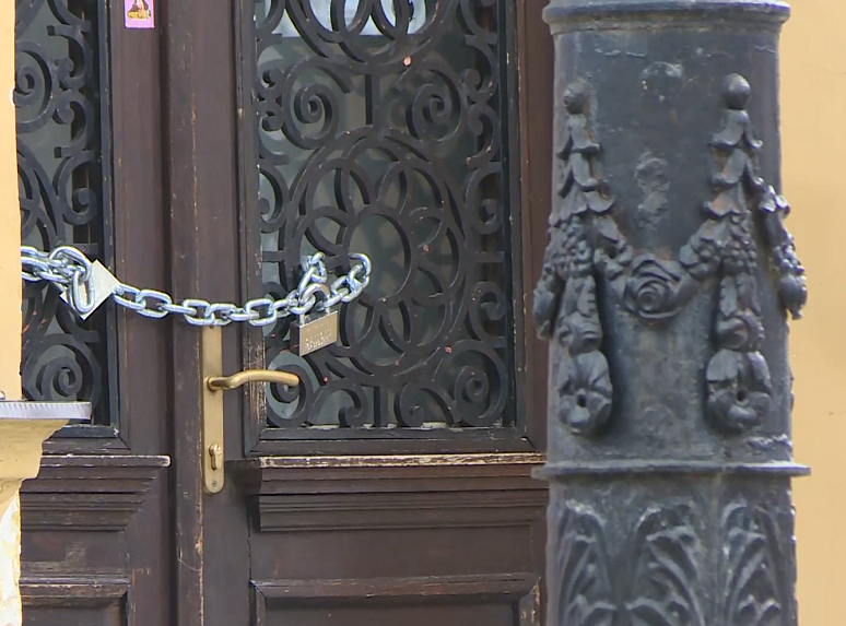 Iz SKC-a izbačeni studenti u blokadi koji su uzurpirali zgradu