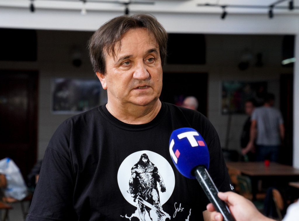 Veselinović: Prema zaposlenima u SKC-u sprovedena najbrutalnija blokada