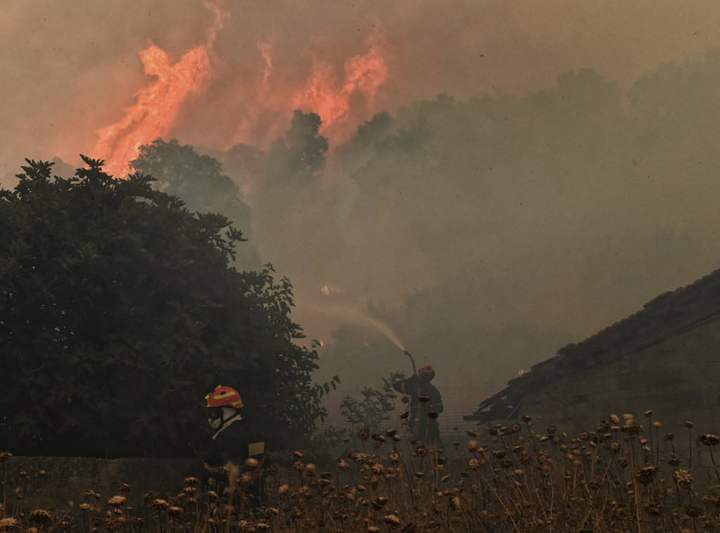 Grčka: U oblasti Lagada oko podneva izbio šumski požar