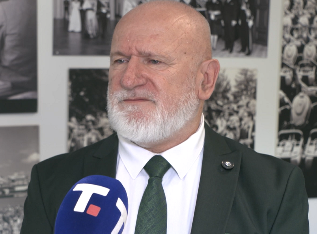 Petričković: Svi ostali fakulteti bi po uzoru na Filološki trebalo da prekinu blokade