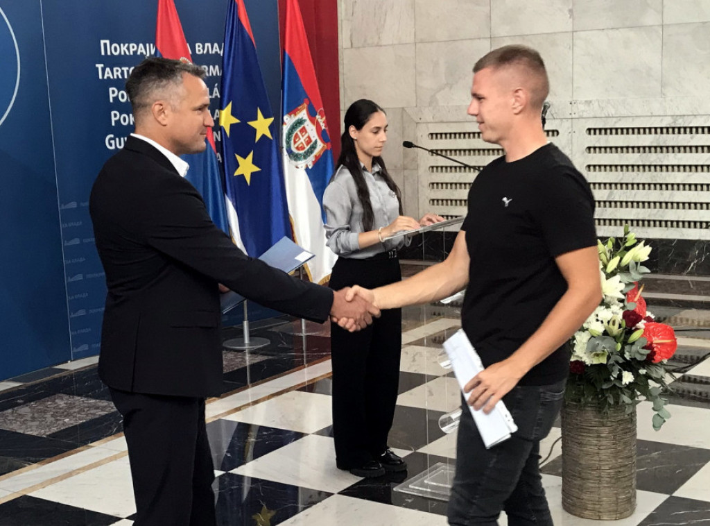 Dodeljeni ugovori za nabavku sistema za navodnjavanje u Vojvodini od 450 miliona dinara