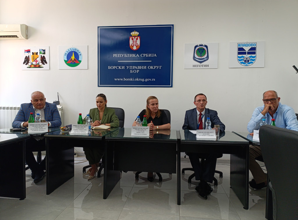 Snežana Paunović u Boru: Radićemo da se mladi vrate u Srbiju i nadomestimo nedostatak kadrova