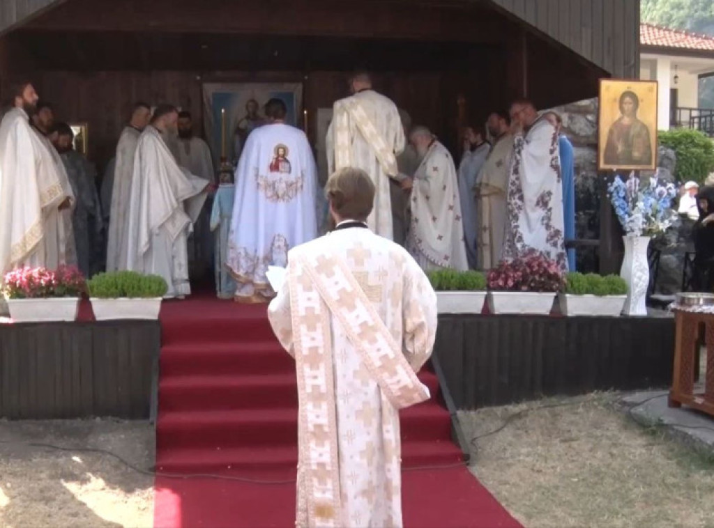 U Prizrenu obeležena manastirska slava Svetih Arhangela