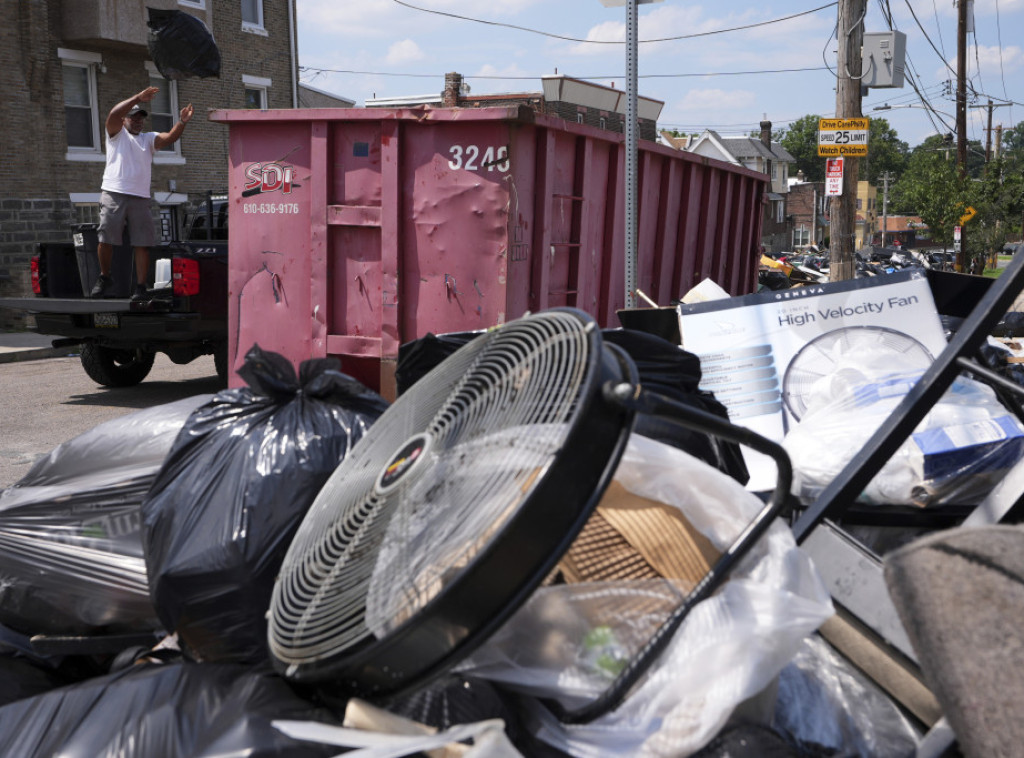Štrajk đubretara širom SAD, ulicama se šire smeće i neprijatni mirisi