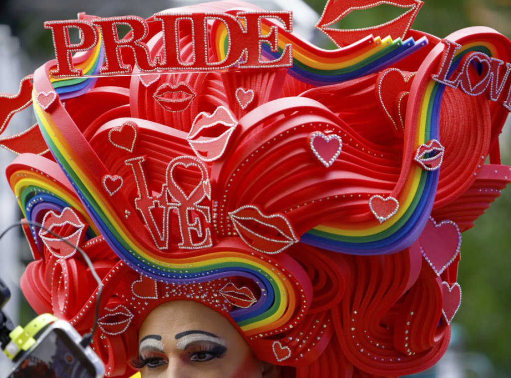 Održana Parada ponosa u Berlinu uz poruku "nikad više ne ćutati"