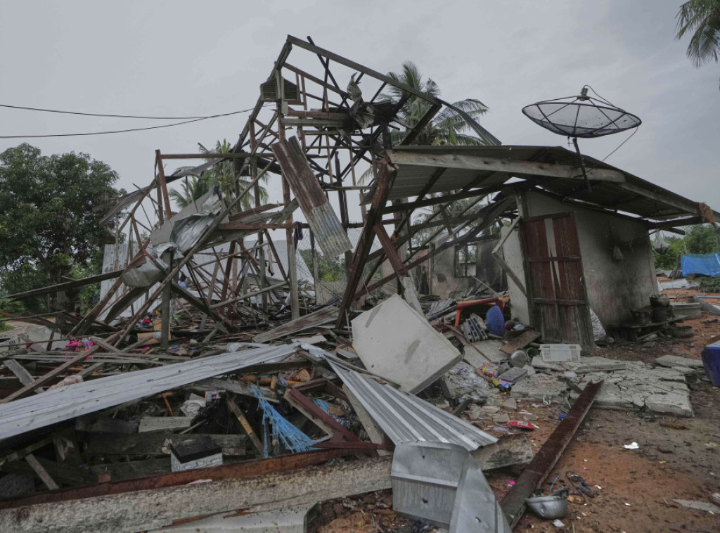 Kambodža i Tajland se međusobno optužili za pokretanje artiljerijskih napada