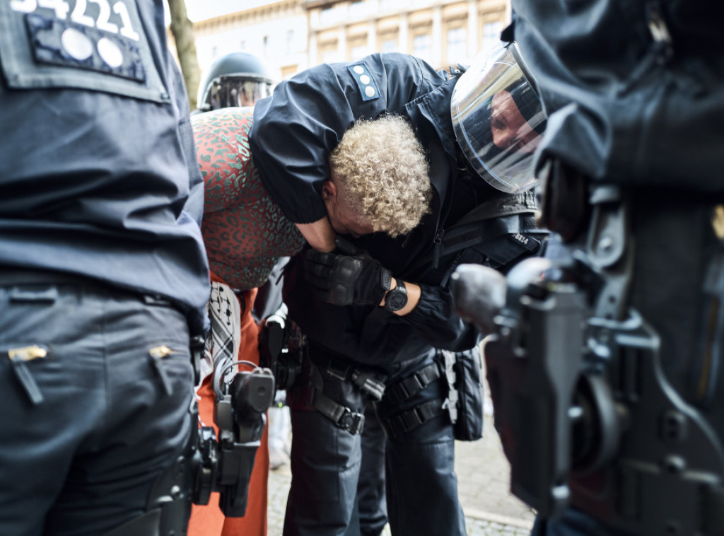 Na propalestinskom protestu u Berlinu uhapšeno najmanje 57 osoba