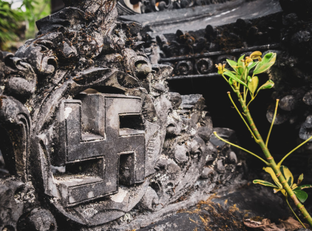 Hrvatska: Kukasti krst i drugi nacistički simboli na dečjem igralištu u Bjelovaru