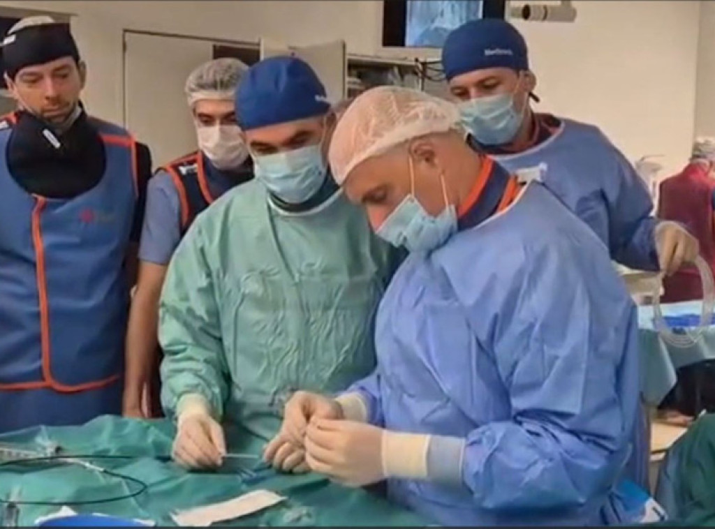 Na "Dedinju" kod pacijenata izvedena zamena plućne valvule bez otvaranja grudnog koša