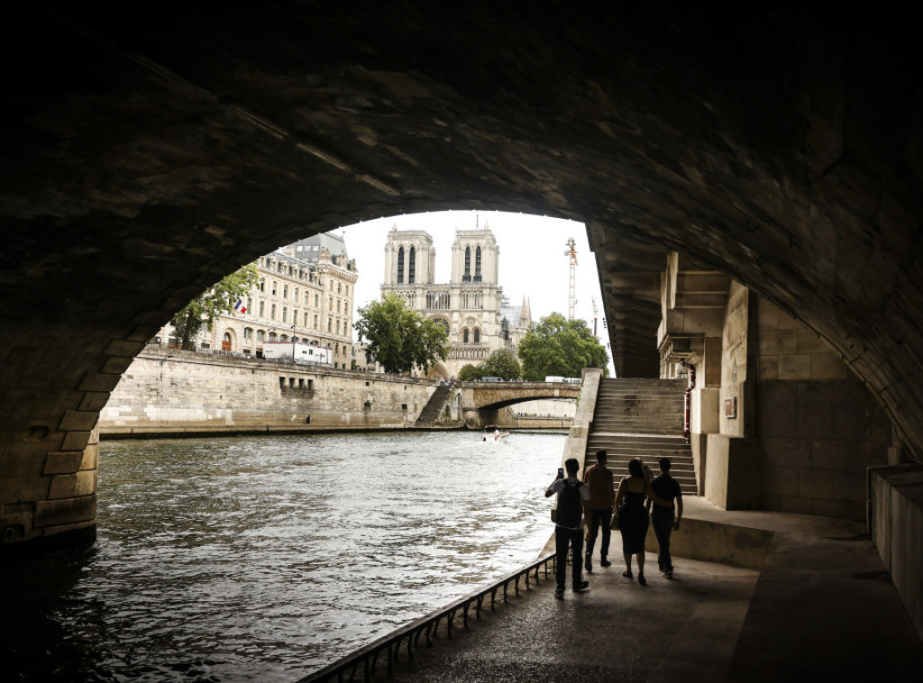 Posle požara u crkvi Notr-Dam u Parizu pritvoren osumnjičeni, sledi psihijatrijska procena