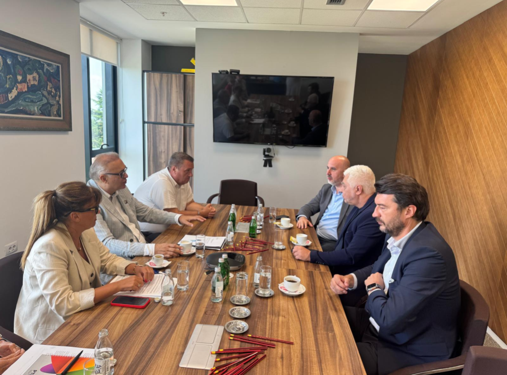 Bratina: Ministarstvo informisanja i telekomunikacija će aktivno podržavati sve medije koji rade u interesu građana