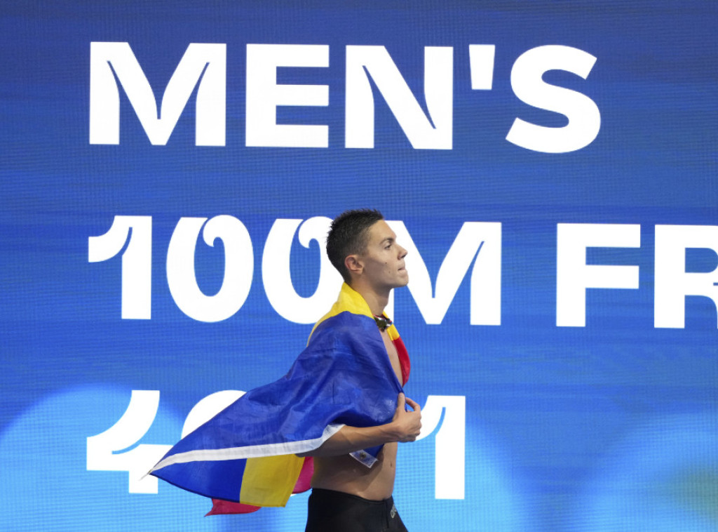 Rumunski plivač David Popovići osvojio zlatnu medalju na 100 metara slobodno slobodnim stilom na Svetskom prvenstvu