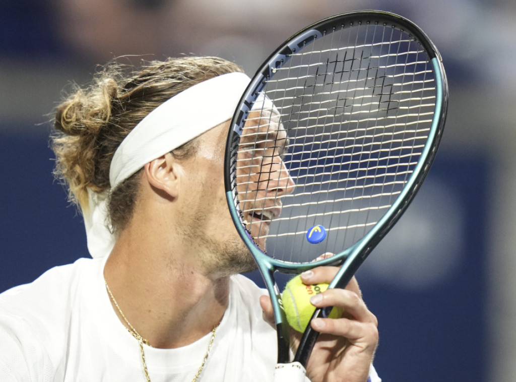 Zverev i Rune u osmini finala Mastersa u Torontu, Medvedev eliminisan od Popirina