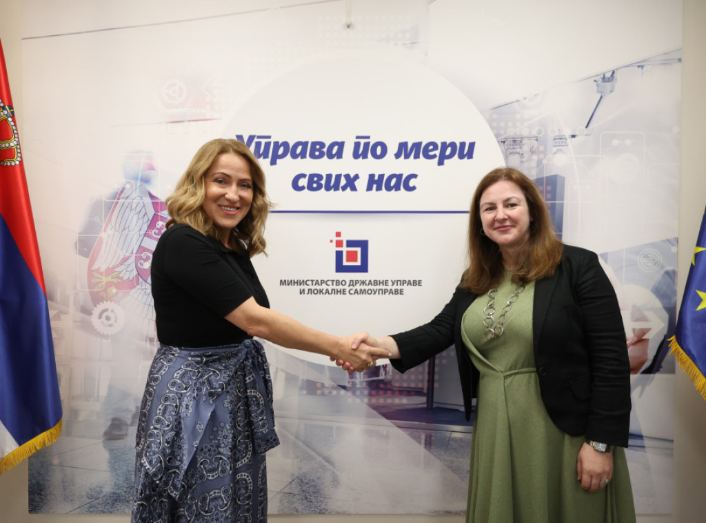 Snežana Paunović se sastala sa v.d. šefa Misije OEBS-a u Srbiji Karolinom Hideom