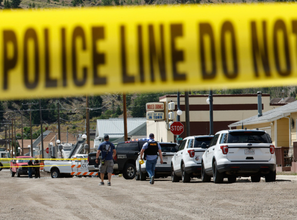 Policija još traga za osumnjičenim za pucnjavu u baru u Montani u kojoj su poginule četiri osobe