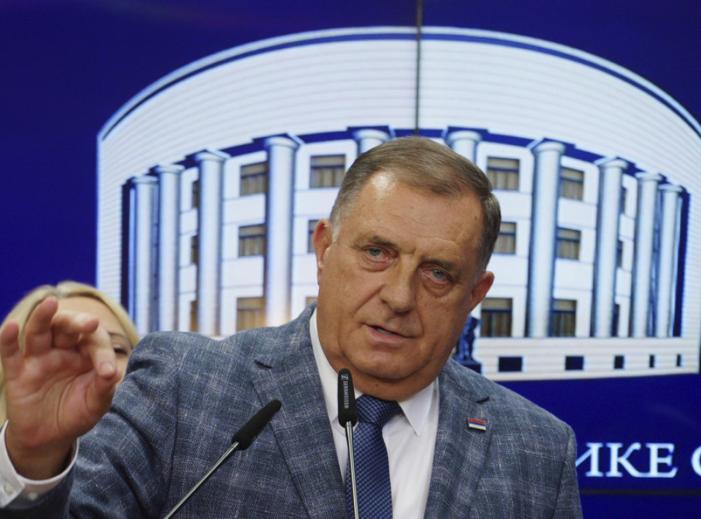 Dodik: Zahvalnost Vučiću, Srbija je uvek bila privržena Republici Srpskoj
