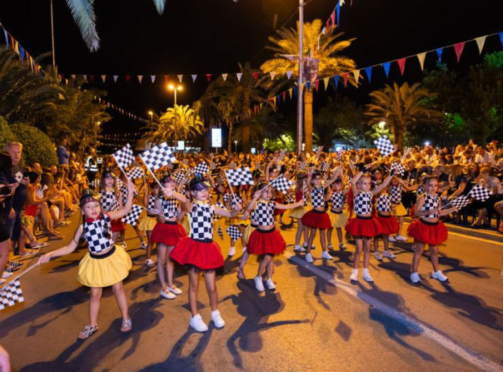 U Kotoru na karnevalu gosti iz Srbije, Hrvatske, Slovenije, Severne Makedonije i Italije