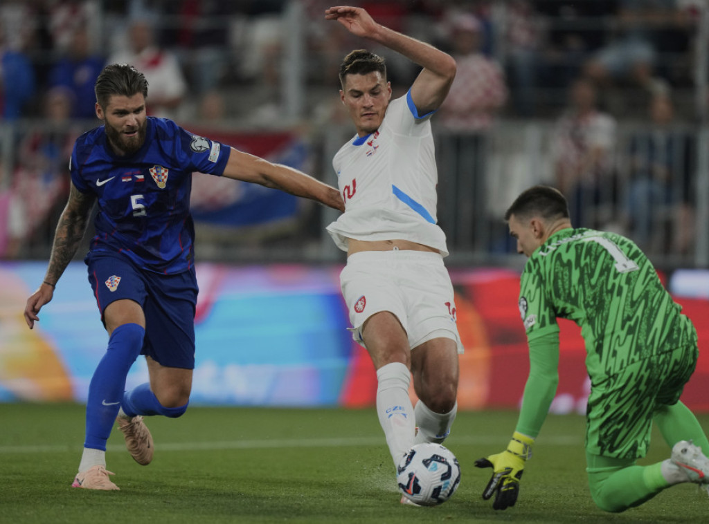 Češki fudbaler Patrik Šik potpisao novi ugovor sa Bajerom iz Leverkuzena