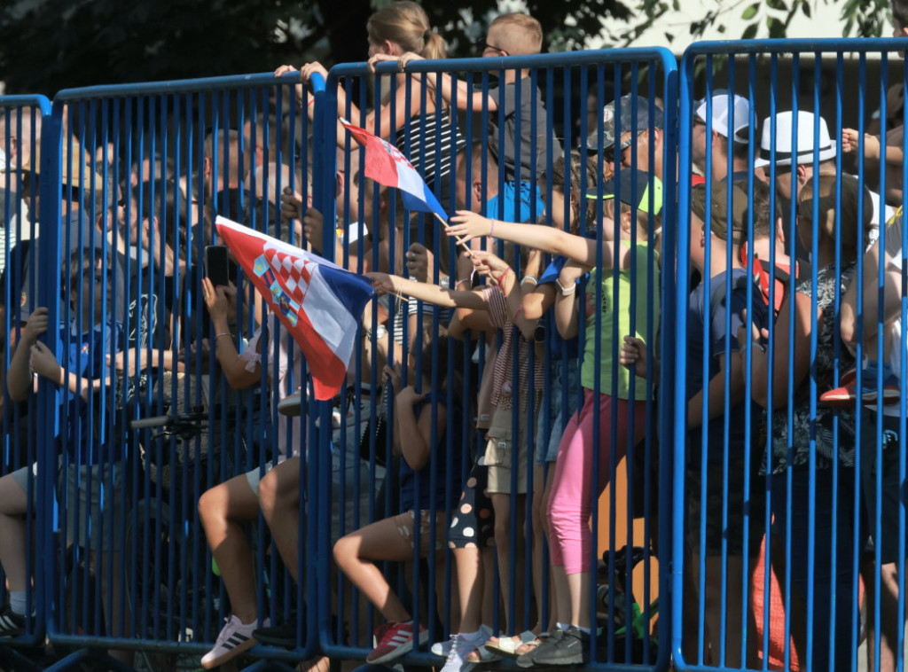 Hrvatska: Antiratna akcija na Trgu bana Jelačića; Zločini u Oluji su odgovornost svih nas