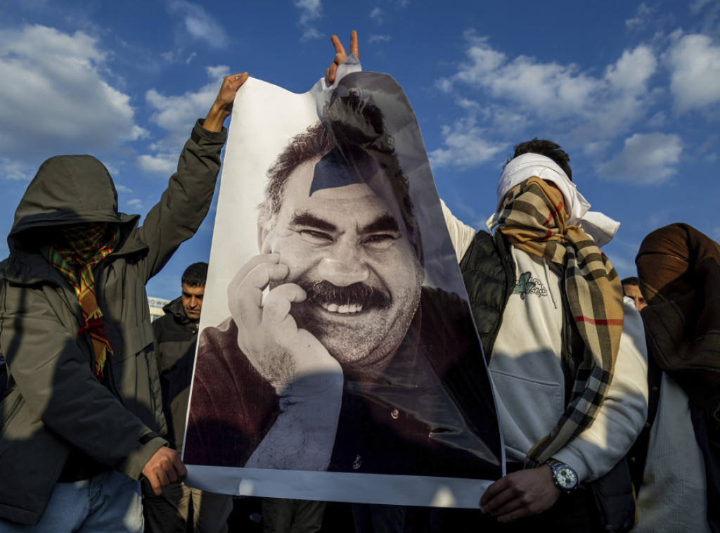 Turski parlament osnovao komisiju za nadzor procesa razoružavanja Radničke partije Kurdistana