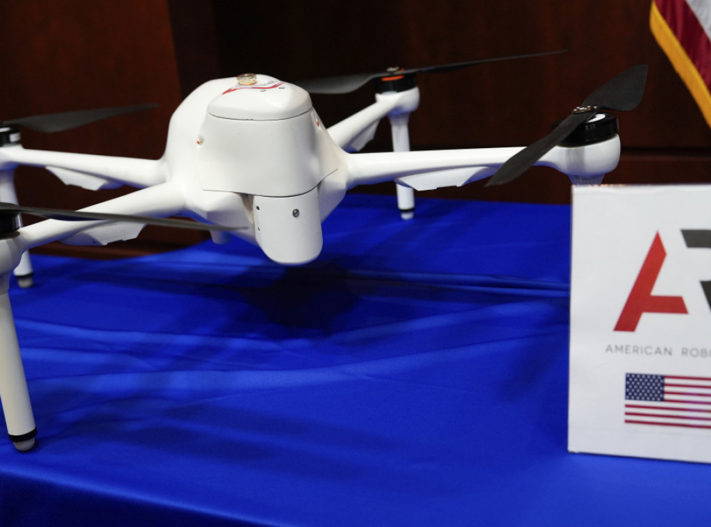 Trampova administracija otklanja prepreke za brzo opremanje američke vojske dronovima