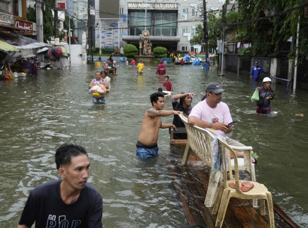 Ekstremne vremenske nepogode u Aziji, stotine mrtvih, višemilionske štete