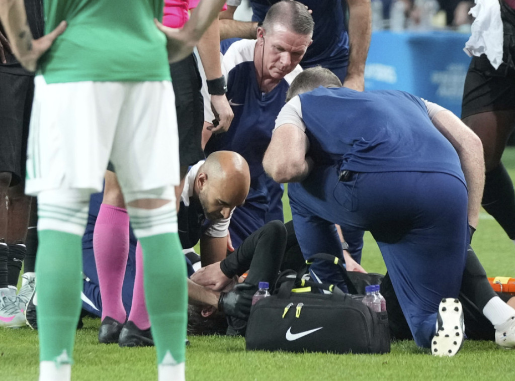 Fudbaler Totenhema Džejms Medison mora na operaciju zbog povrede kolena