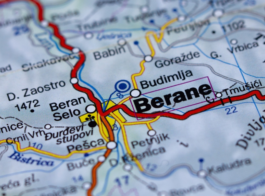 Berane: Meštani uklonili spomenik Pavlu Đurišiću