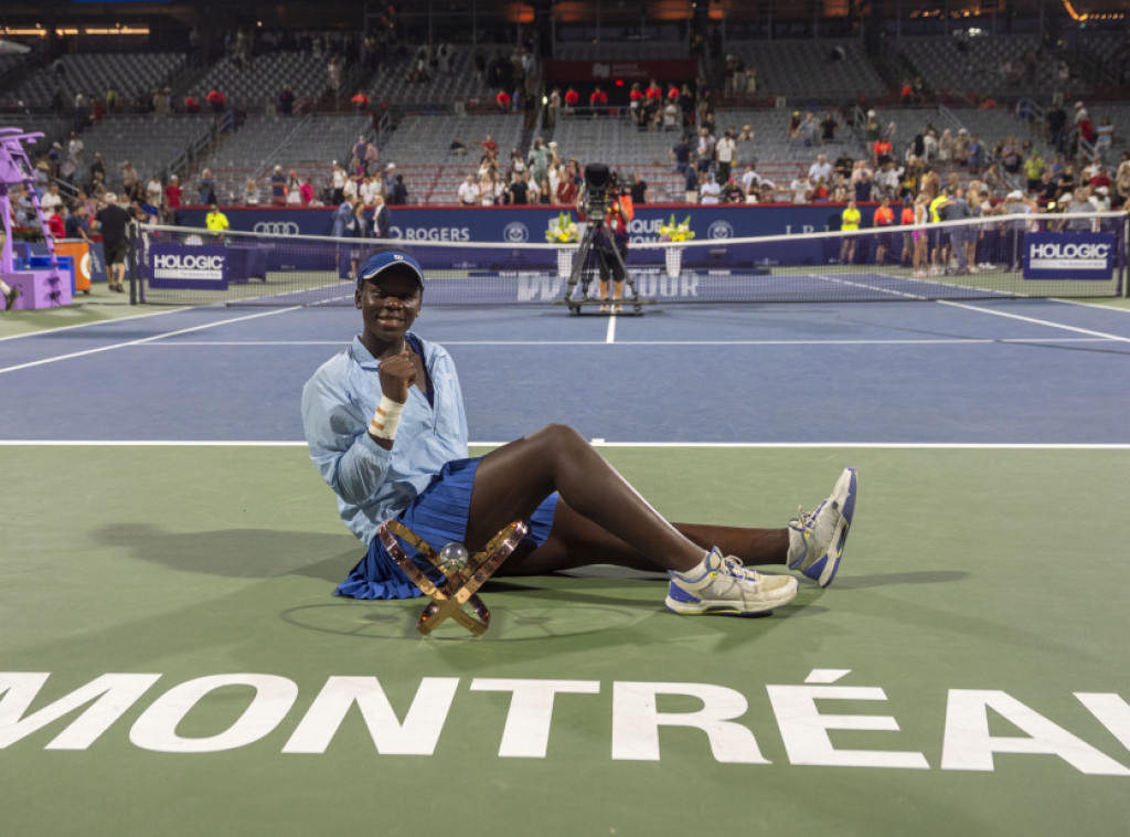Kanadska teniserka Viktorija Mboko trijumfom u Montrealu osvojila prvu WTA titulu