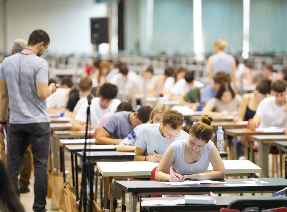 Prijemni ispiti za drugi upisni rok na fakultetima Univerziteta u Beogradu počinju danas