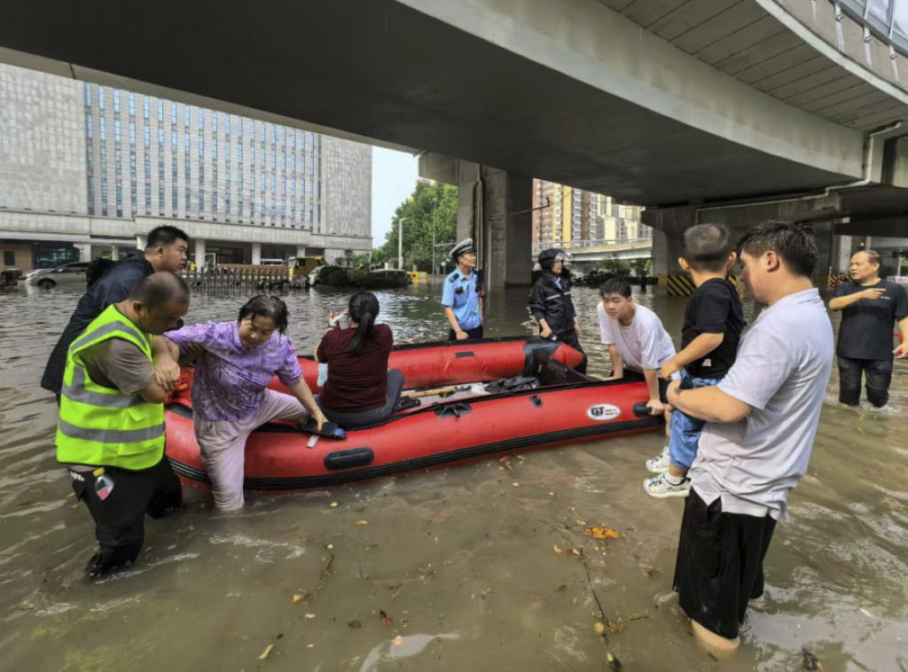Si Đinping naredio spasavanje nakon poplava u provinciji Gansu