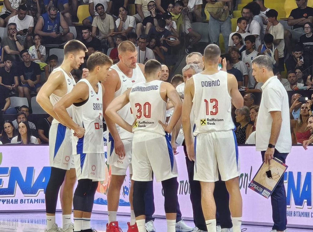 Košarkaši Srbije bolji od Grčke na pripremnom turniru na Kipru, Jokić dominirao