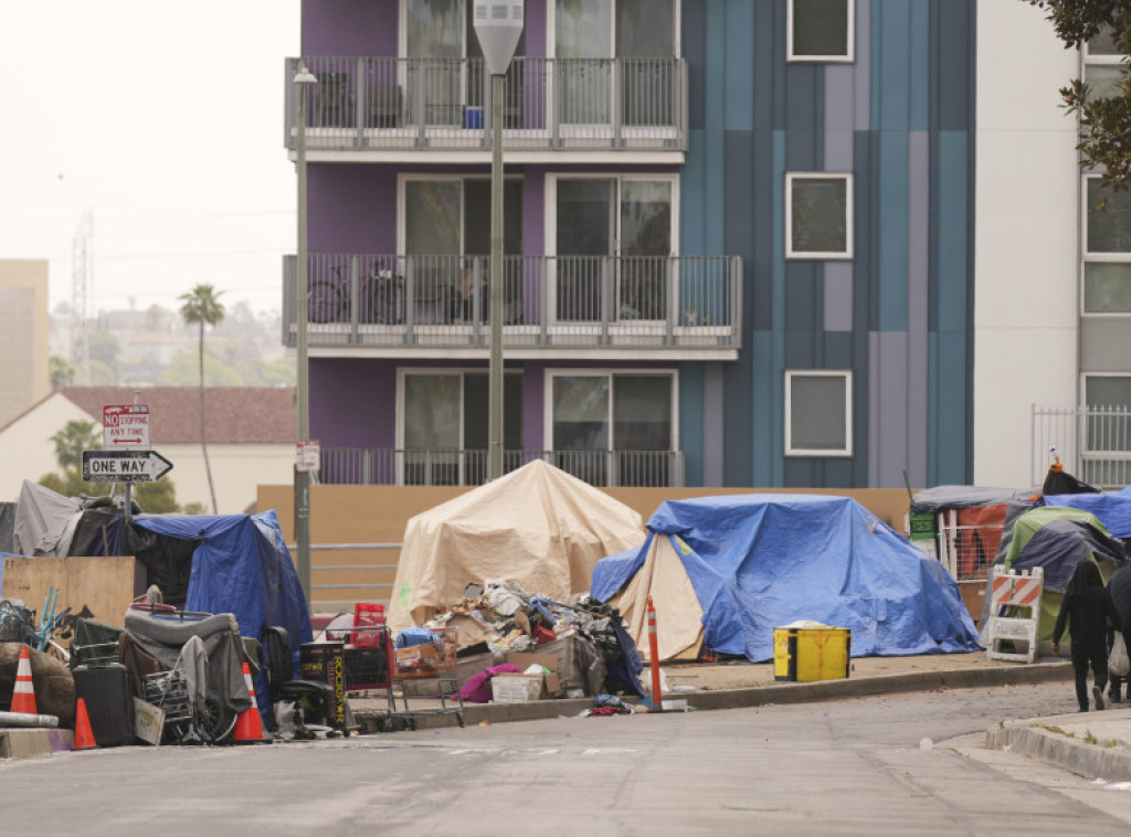 Tramp obećao da će da iseli beskućnike iz Vašingtona i zatvori kriminalce