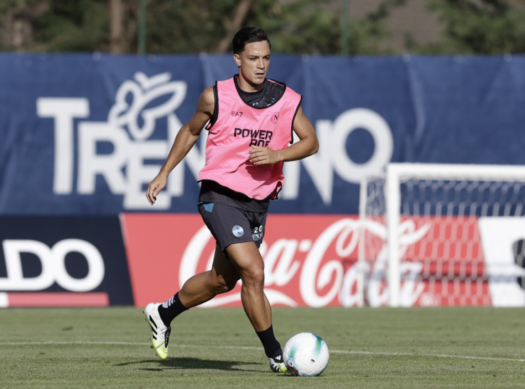 Italijanski fudbaler Đakomo Raspadori novi igrač madridskog Atletika