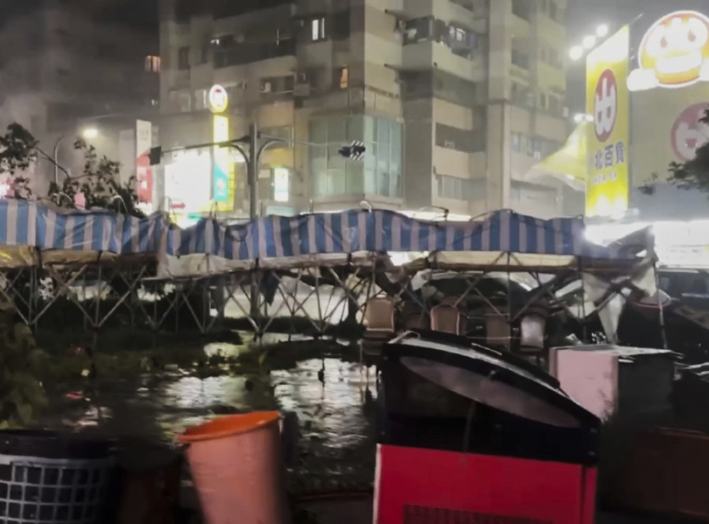 Kineski region Tajvan evakuisao stotine ljudi zbog tajfuna Podul