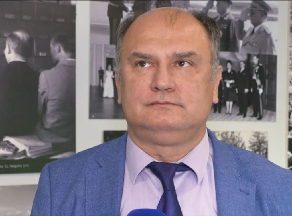 Mihajlo Rabrenović: Neprihvatljivo da su marže duplirane, isti proizvodi u EU jeftiniji