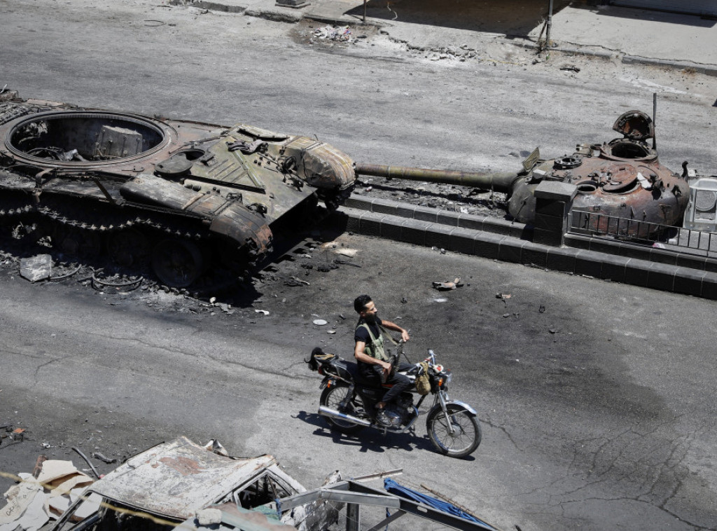 Sirijski vojnik poginuo u sukobima sa kurdskim snagama u Alepu, u Siriji