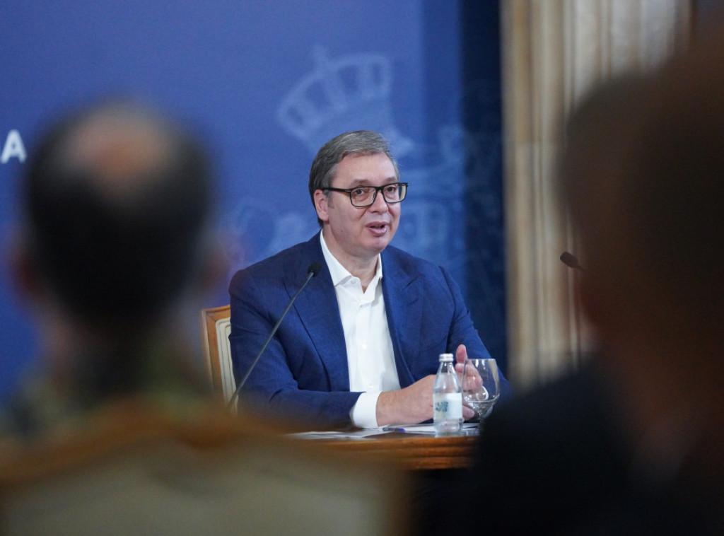 Vučić: Srbija ne namerava da menja svoju politiku, to su gluposti