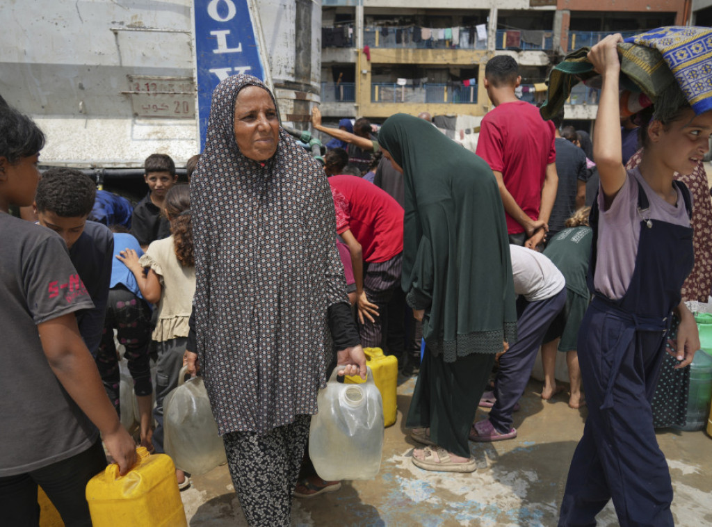 Španija evakuisala 44 ranjene ili bolesne dece iz Gaze zajedno sa njihovim porodicama