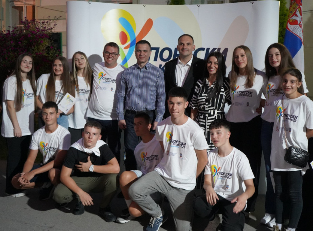 Milićević u Zrenjaninu otvorio sportsko-obrazovni kamp za decu iz dijaspore i regiona